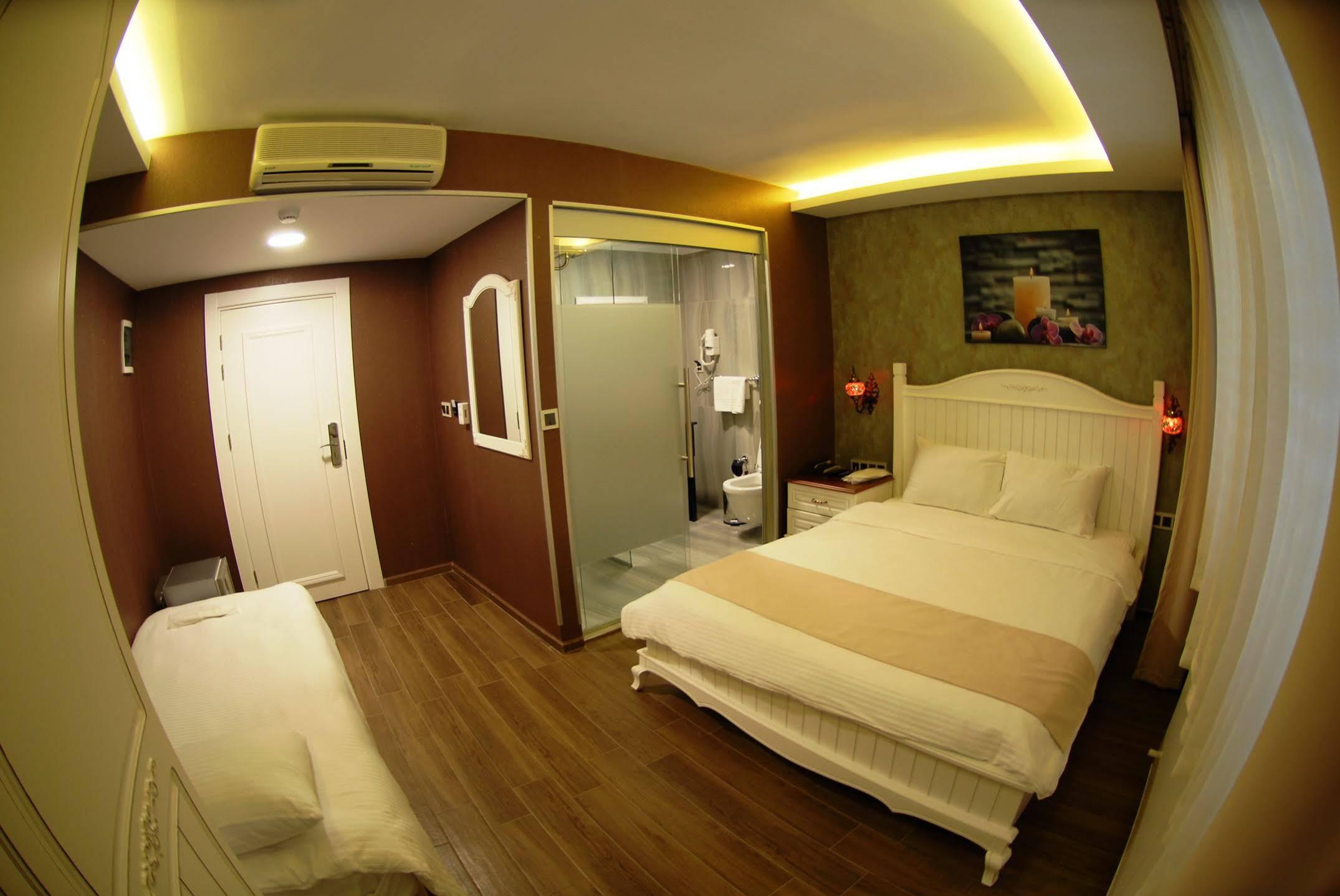 Trilye Kaplan Hotel Мудания Екстериор снимка